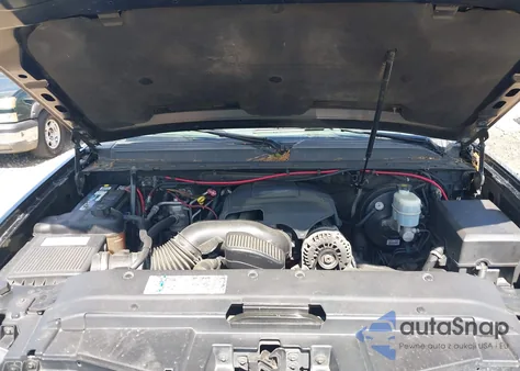 2008 Chevrolet Suburban 1500 Ltz z USA, uszkodzony, nr VIN 3GNFC16038G260258